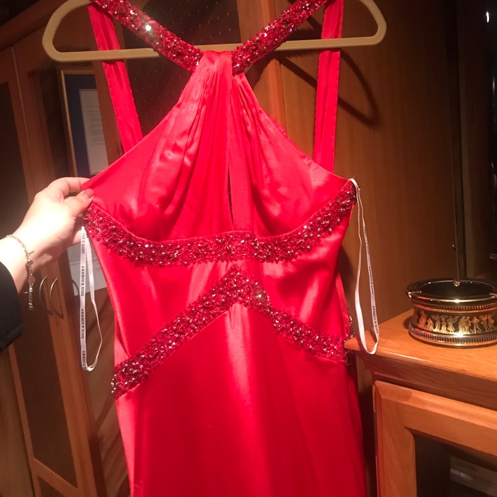 Red prom dress